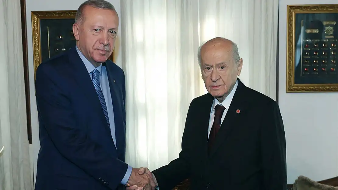 Erdoğan Bahçeli'ye Neden Gaz Lambası Hediye Etti?