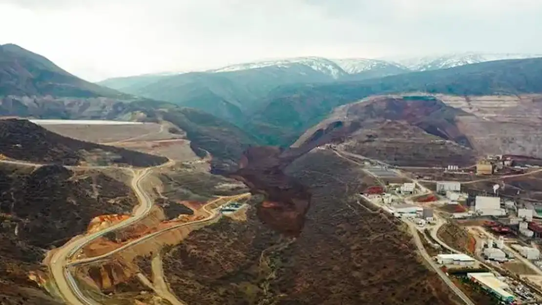 Erzincan'daki Maden Şirketi Parayı Kullanarak Usulsüzlükleri Örtbas Etmeye Çalışmışlar