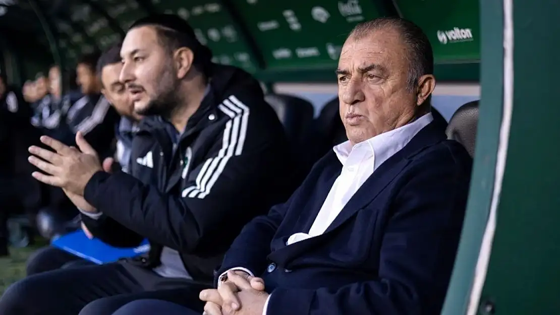 Fatih Terim Panathinaikos İle Yollarını  Ayırdı