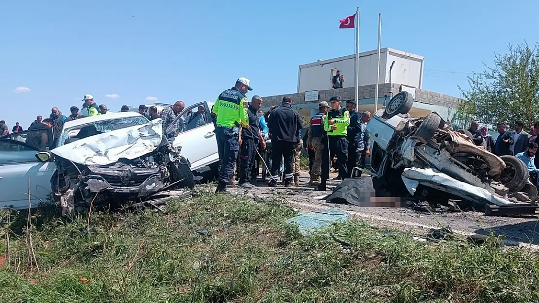 Feci kaza: 3 ölü, 2 yaralı