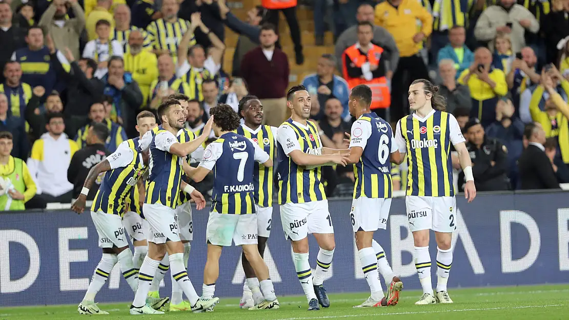 Fenerbahçe 2-1 Beşiktaş Maç Özeti ve Golleri İzle 27 Nisan 2024