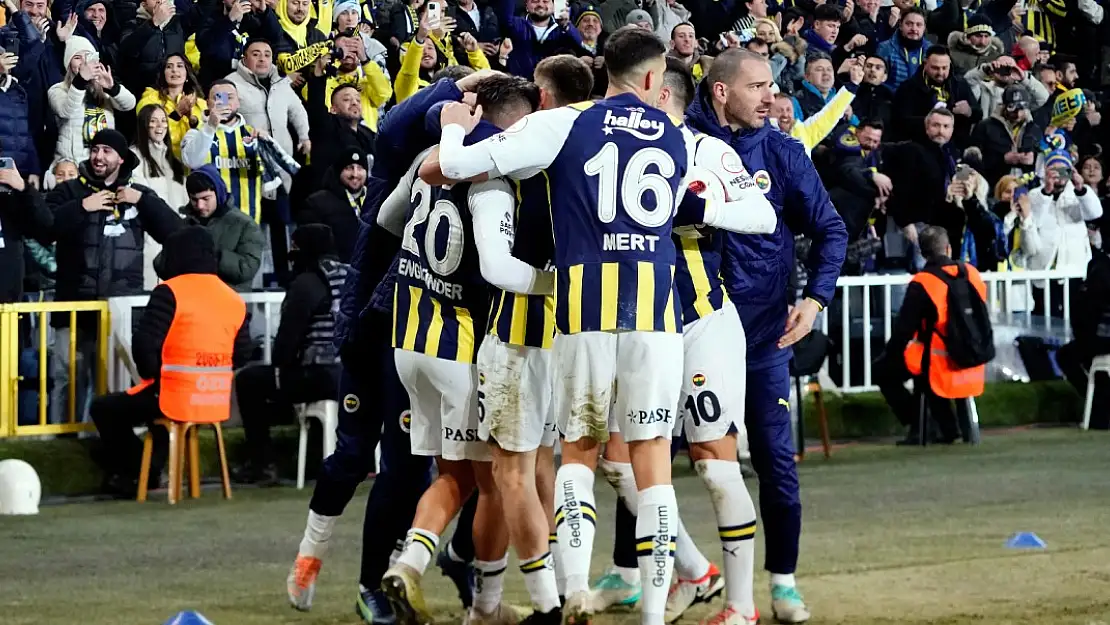 Fenerbahçe Avrupa'da 100 Gole Ulaşan İlk Takım Oldu