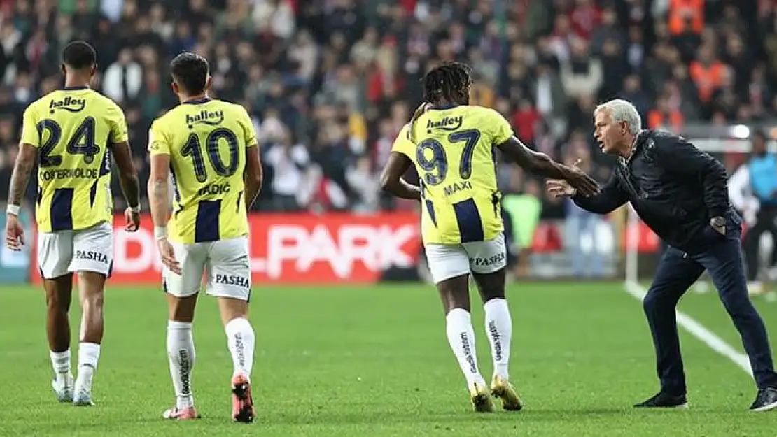 Fenerbahçe'de Sakatlık Şoku!