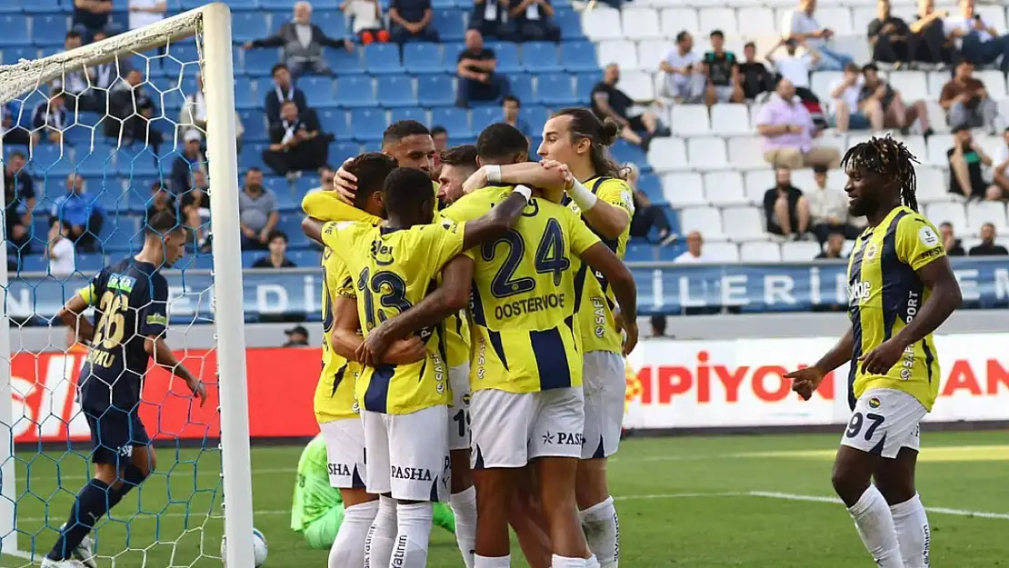 Fenerbahçe Kasımpaşa'yı 2-0'la geçti! Sırada derbi var