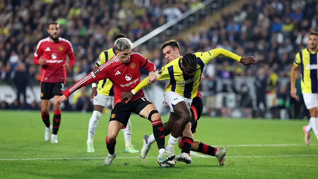 Fenerbahçe Manchester United'e Geçit Vermedi! Fenerbahçe: 1 - Manchester United: 1