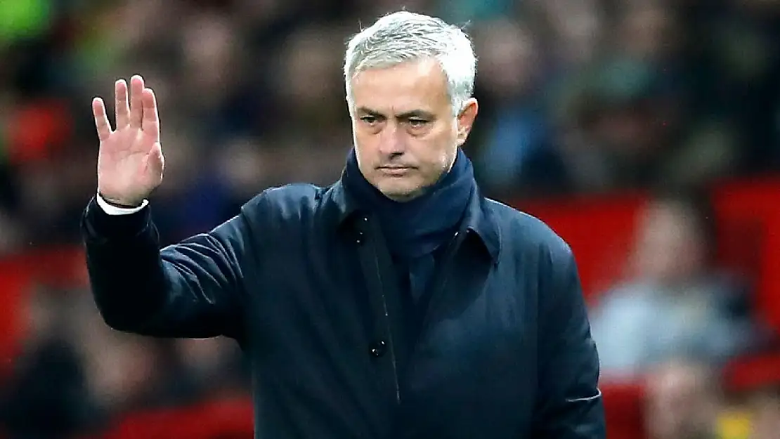 Fenerbahçe'nin Yeni Hocası Jose Mourinho mu Olacak?