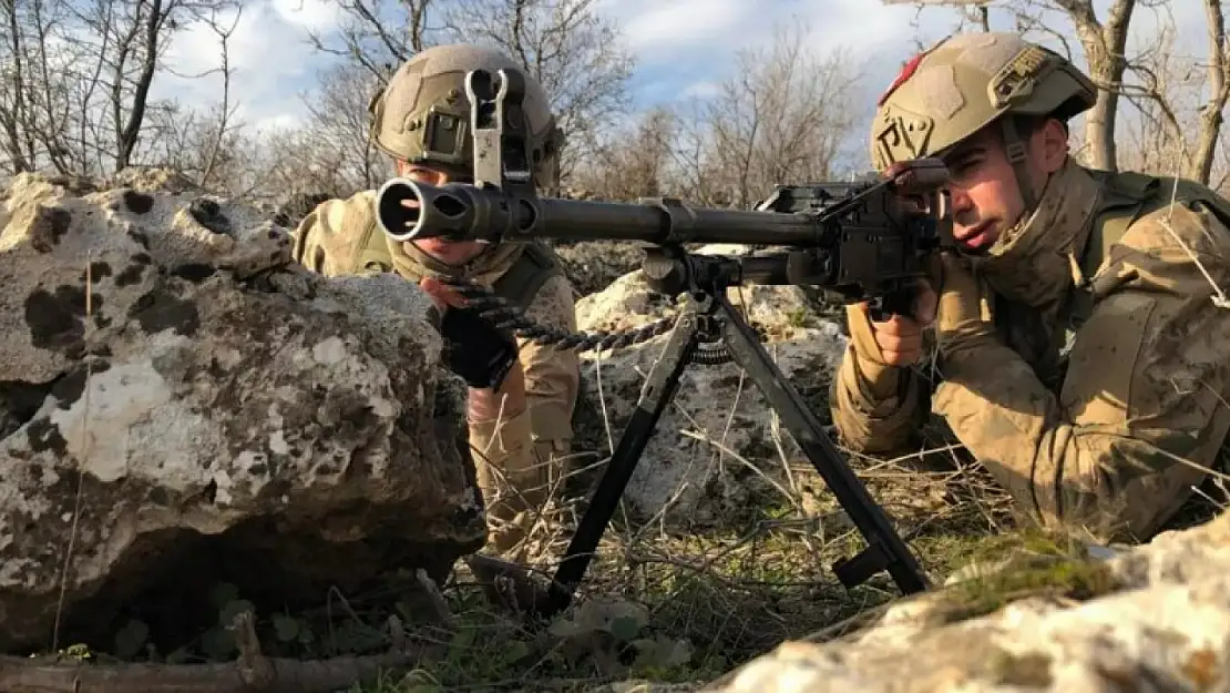 Fırat Kalkanı ve Barış Pınarı Bölgelerinde 6 Terörist Etkisiz Hale Getirildi