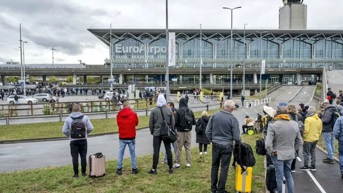 Fransa'da Paris Olimpiyatları Öncesi Bomba İhbarı Nedeniyle Havalimanı Boşaltıldı!