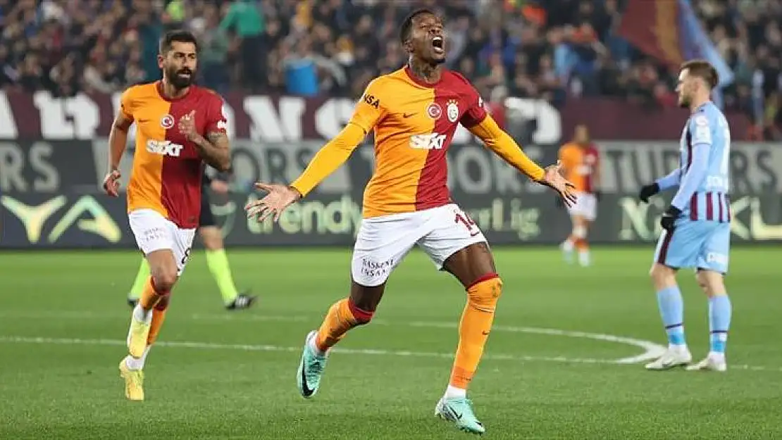 Galatasaray Trabzon'da Coştu! 5-1'lik Müthiş Galibiyet