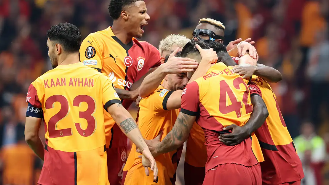 Galatasaray Yunanistan Temsilcisi PAOK'u Affetmedi! Galatasaray: 3 - PAOK: 1