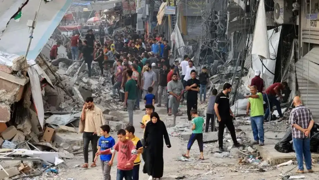 Gazze'de can kaybı 56 bin 647'ye yükseldi