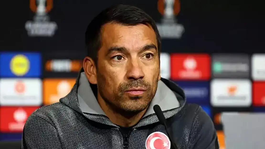 Giovanni van Bronckhorst'tan Liyon Maçı Öncesi Dikkat Çeken Açıklama!