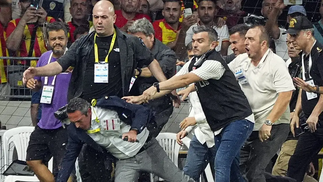 Göztepe'den Fenerbahçe Maçında Yaşananlarla İlgili Provokasyon Açıklaması!