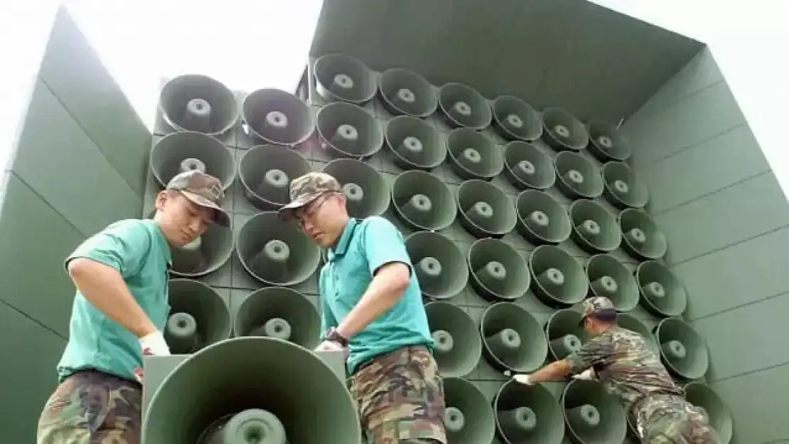 Güney Kore Sınıra Dev Hoparlörler Yerleştirdi! Kuzey Kore Açıklama Yaptı