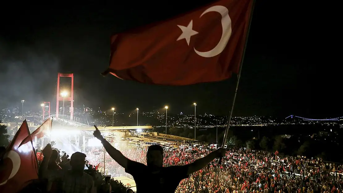 Hain Darbe Girişiminin Üzerinden 8 Yıl Geçti! 15 Temmuz'da Neler Oldu?