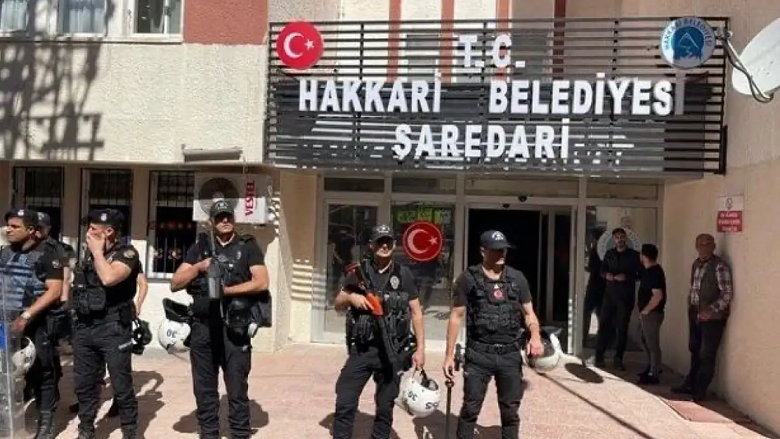 Hakkari Belediyesi'ne Kayyum Atandı!