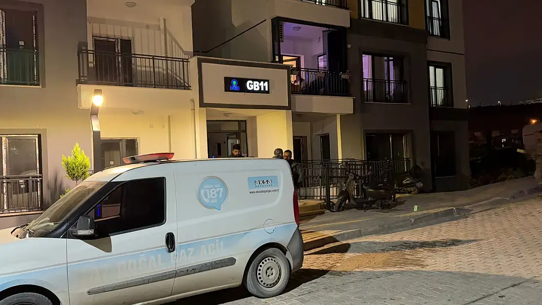 Hatay'da Depremzede Ailede Anne ve 3 Çocuk Ölü Bulundu, Babanın Durumu Ağır!