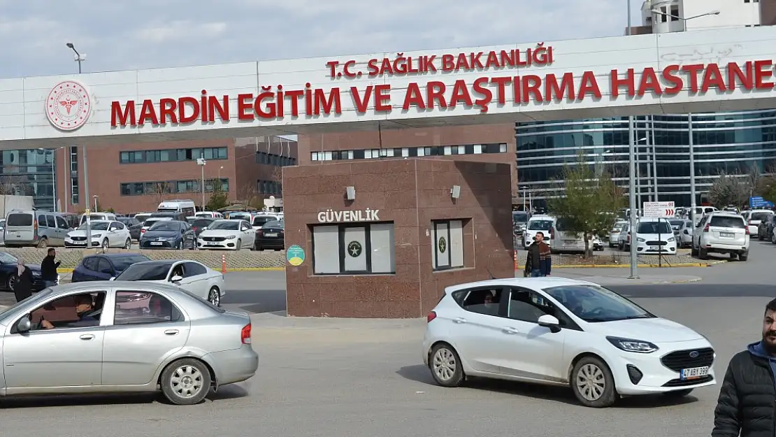 Hemşire, Tartıştığı Sağlıkçı Arkadaşlarını Dövdürttü