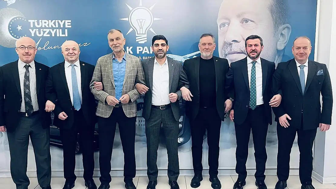 İl Başkanı Salt aday adayları ile bir araya geldi