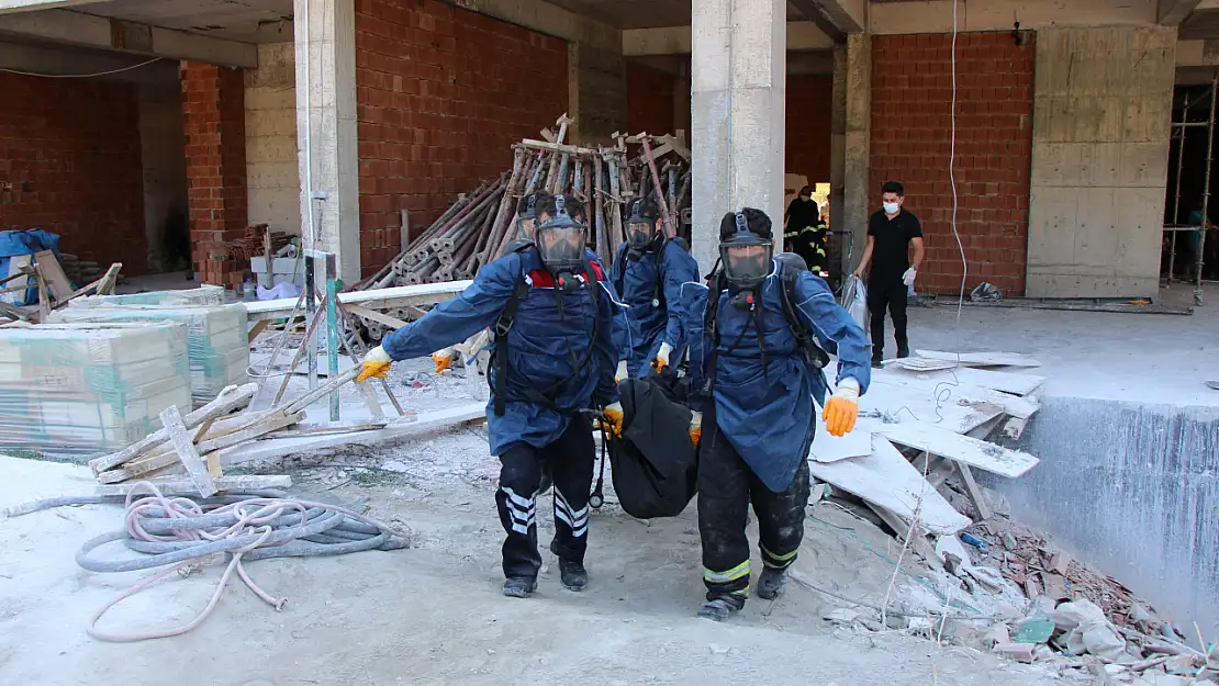 İnşaat Alanında Bulunan Ceset Oksijen Maskesi Takılarak Çıkartılabildi