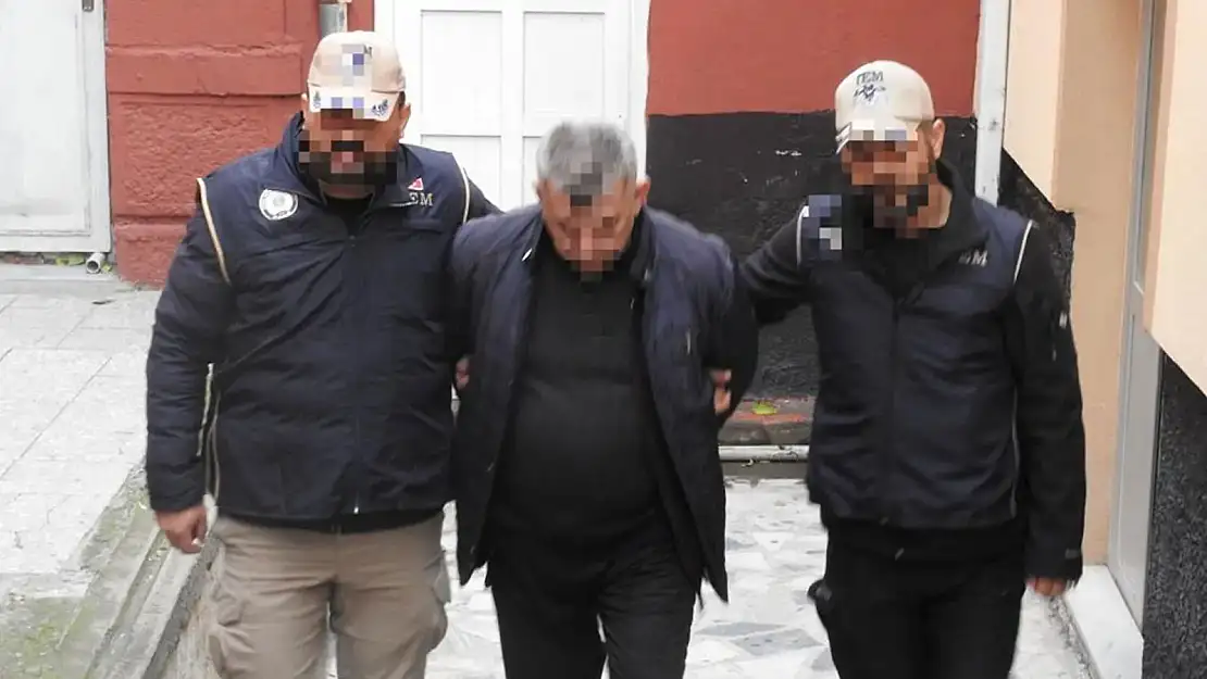 Interpol tarafından aranıyorlardı Türkiye'de yakalandılar