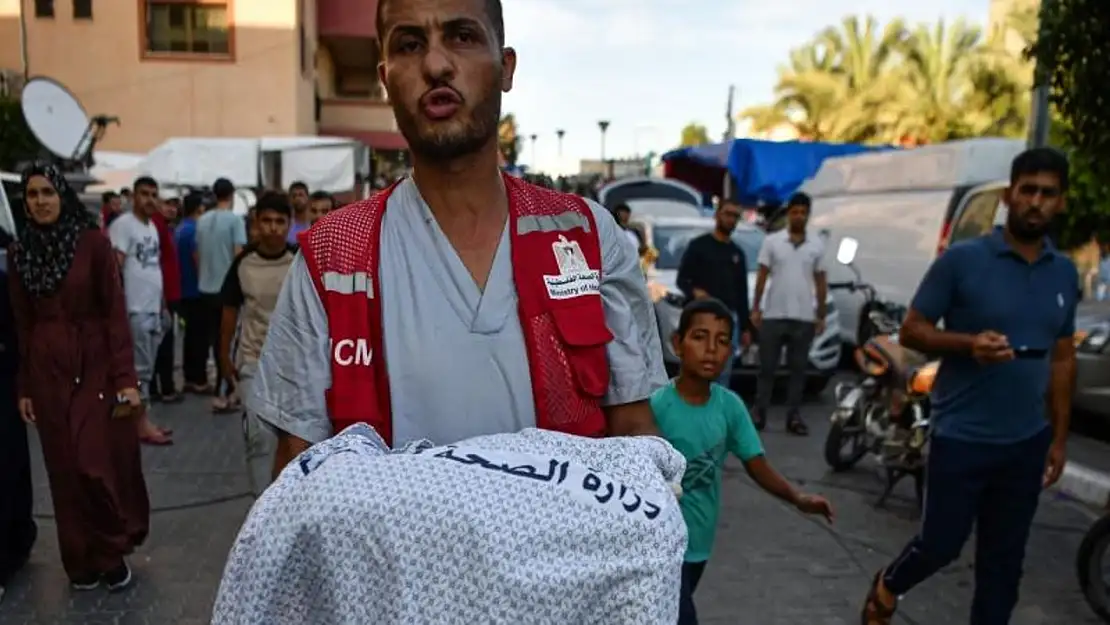 İsrail bebekleri ölüme terk etti, Al Nasr Hastanesinde bebek cesetleri bulundu