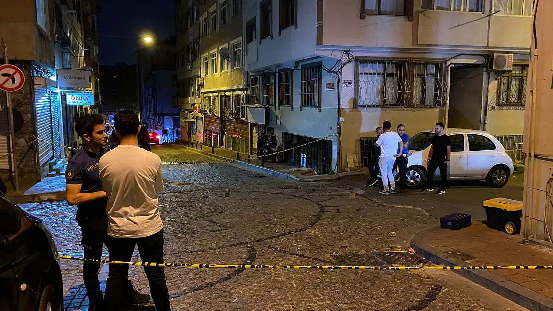 İstanbul'da Gergin Saatler! Şüpheli Şahıs Polise Ateş Açtı