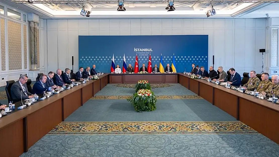 İstanbul'da kritik görüşme: Ukrayna'dan Rus Heyetine liste verildi! İşte görüşmenin detayları