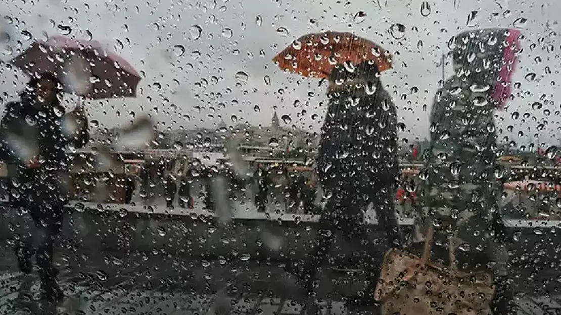 İstanbul için sarı kodlu alarm! Meteoroloji saat verip uyardı