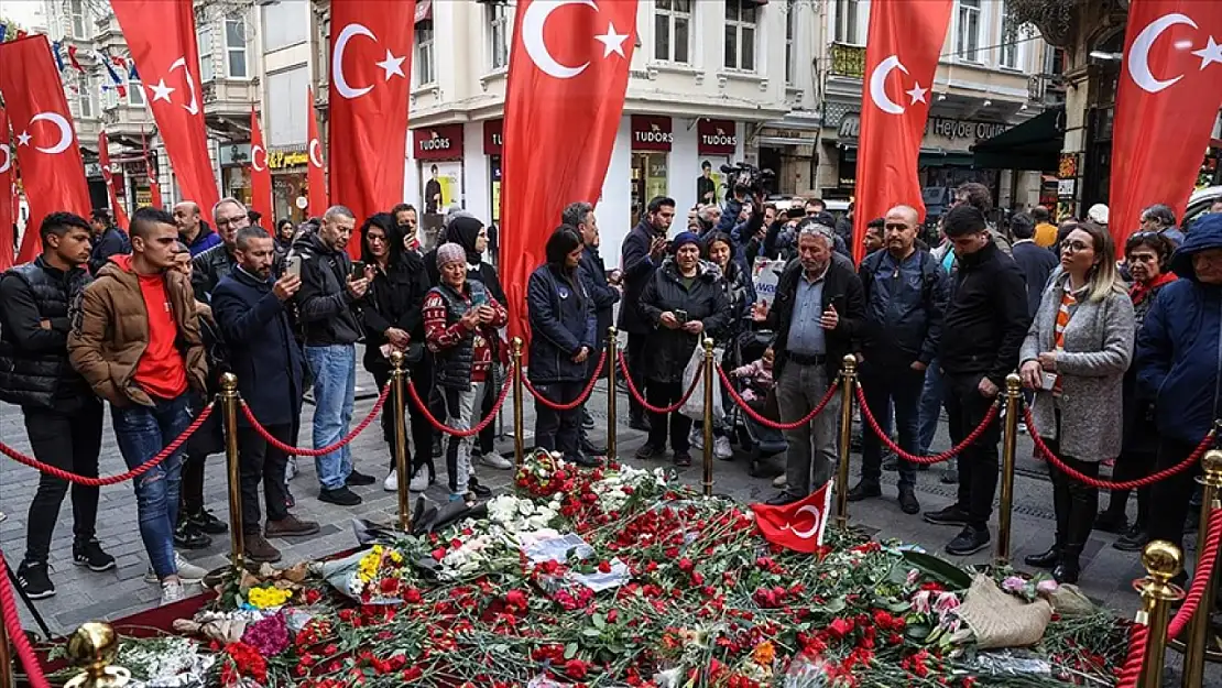 İstiklal Caddesi'ndeki bombalı saldırıya ilişkin 2 şüpheli yakalandı