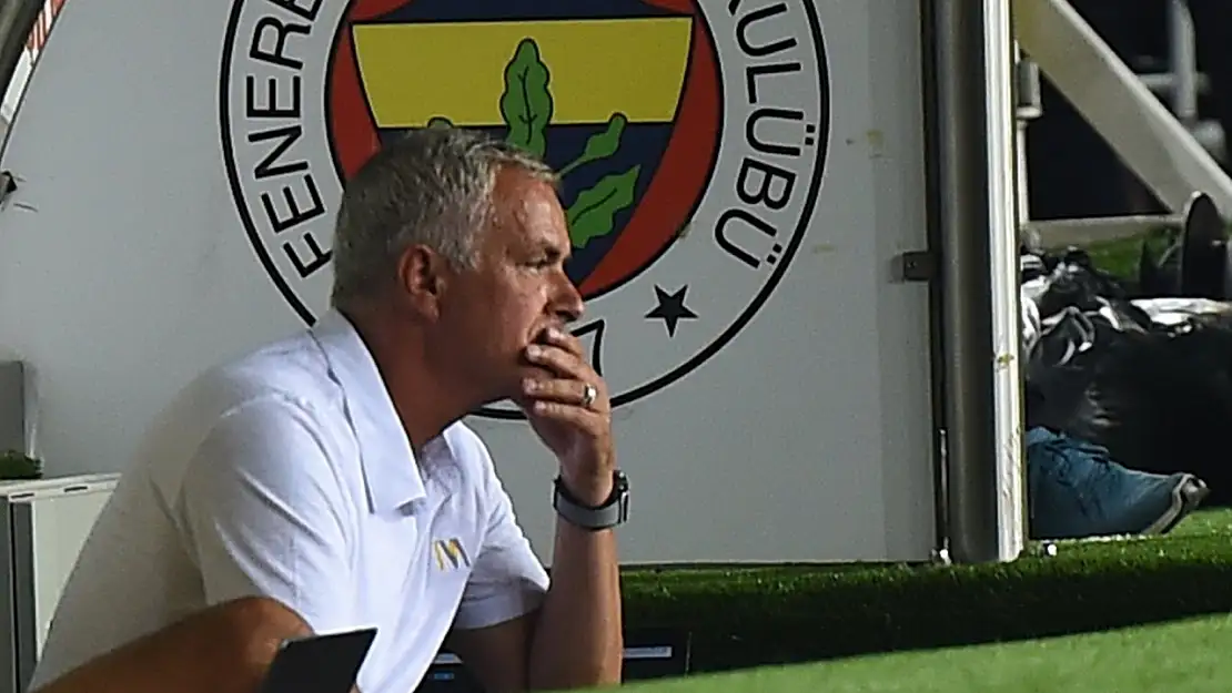 Jose Mourinho Fenerbahçe ile Kariyerinde Bir İlki Daha Yaşadı!