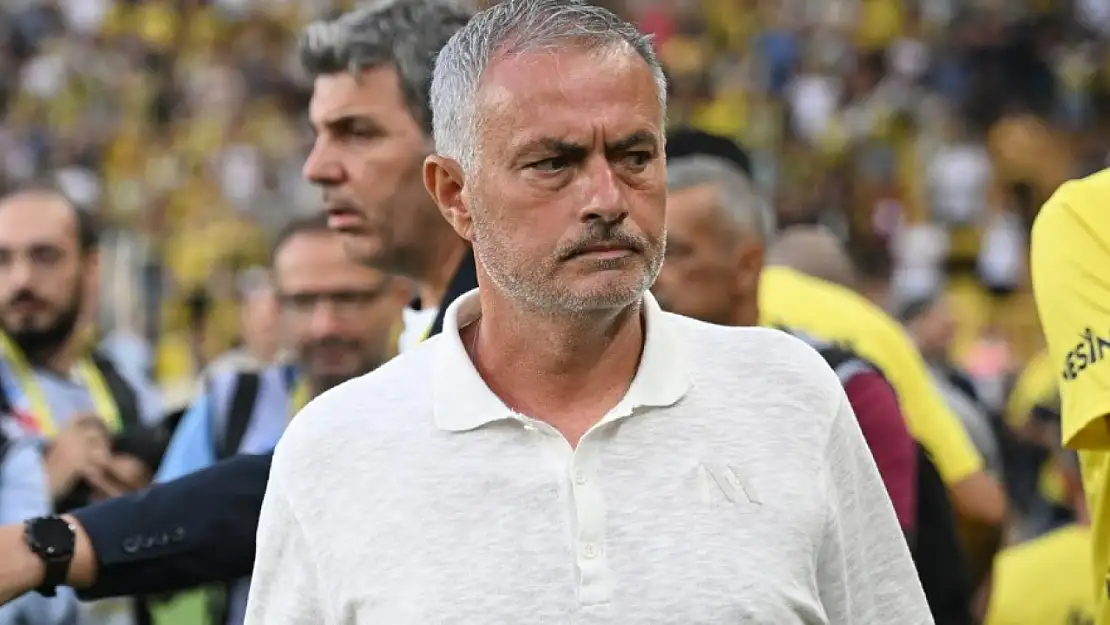 Jose Mourinho İlk Maçta Çıldırdı! Süper Lig'e Hoş Geldin Mourinho