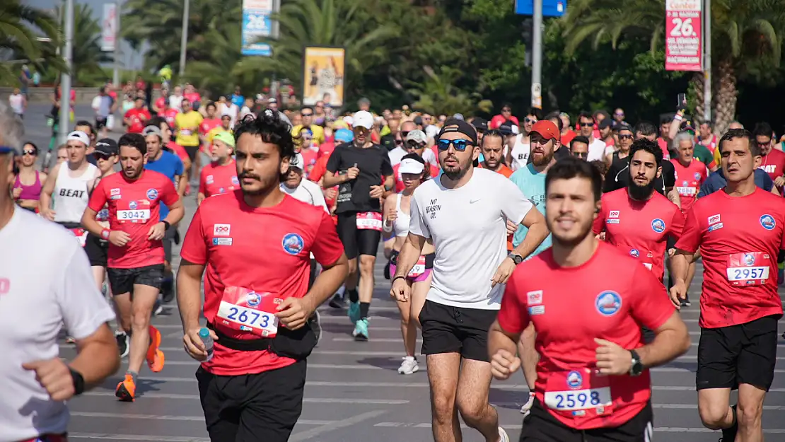 Kadıköy'de Kapalı Yollar Ne Zaman Açılacak? Cadde 10K-21K Koşusu Sebebi İle Kapatılan Yollar