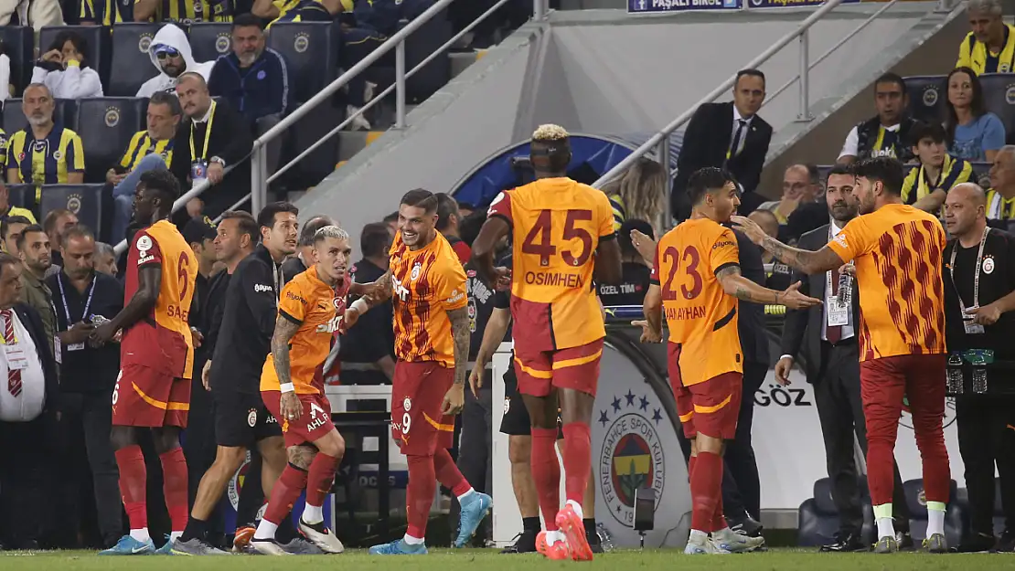 Kadıköy'de Neler Oluyor? Derbide İlk Yarı Galatasaray'ın