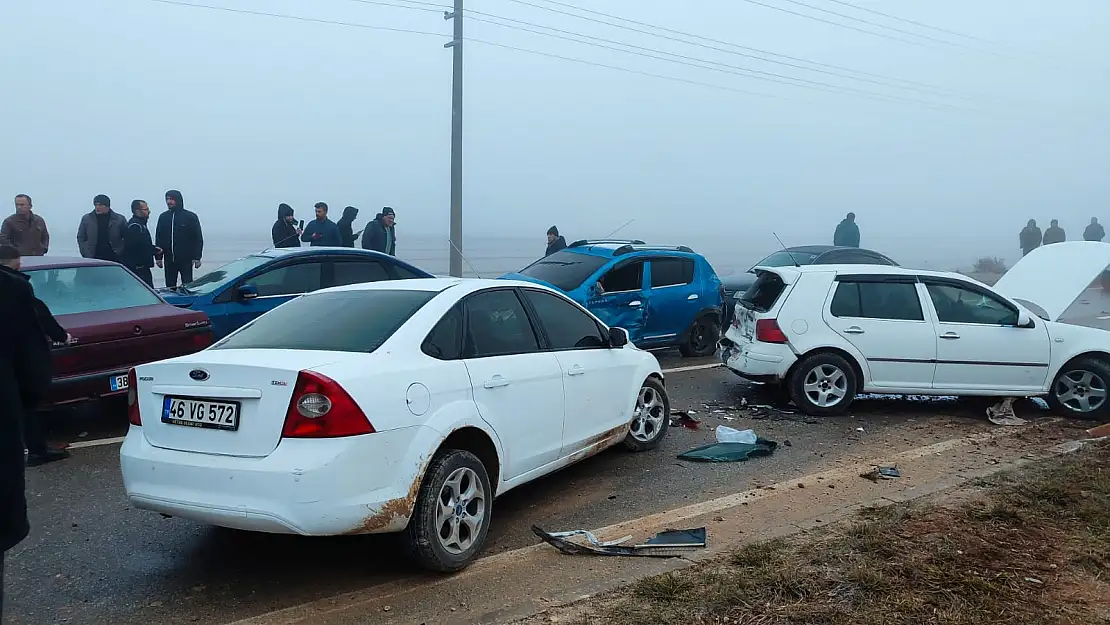 Kahramanmaraş'ta zincirleme kaza: 15 yaralı