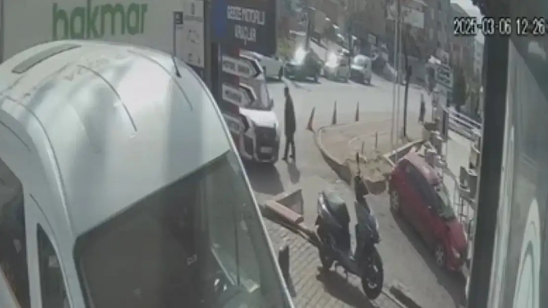 Kamyonla çarpıştı, yayayı ezdi: 1 ölü