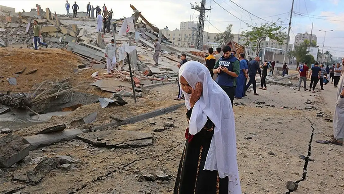 Katliamcı İsrail Ramallah'ta su kuyularına saldırdı