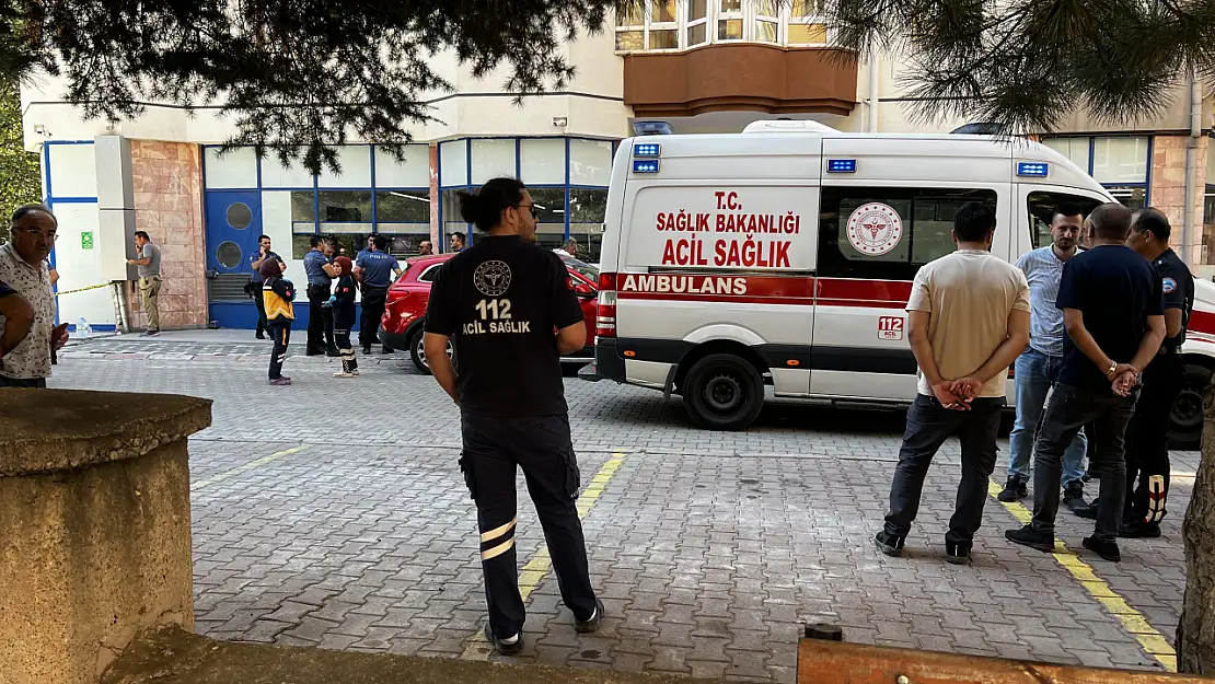 Kayseri'de Acı Olay! 11'inci Kattan Dengesini Kaybedip Düştü