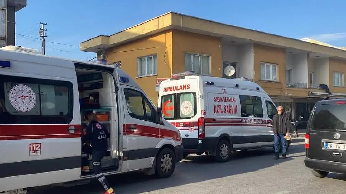 Kayseri'de Yabancı Uyruklu Kişiler 4 Genci Silahla Yaraladı