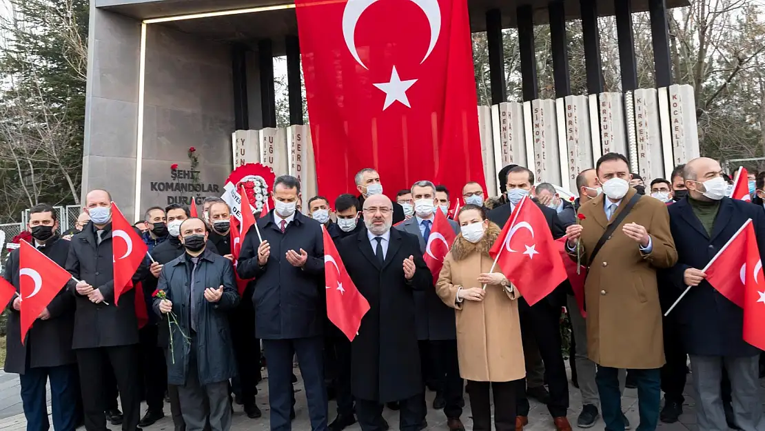 Kayseri Üniversitesi  17 Aralık Şehitlerini unutmadı