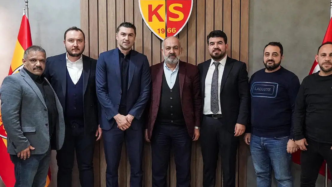 Kayserispor, Burak Yılmaz İle 2,5 Yıllık Sözleşme İmzaladı