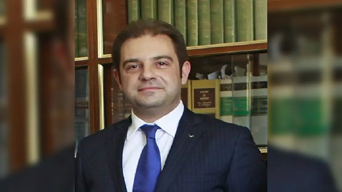 KKTC Meclis Başkanı Yardımcısı Özdenefe'nin eşi İtalya'da gözaltına alındı