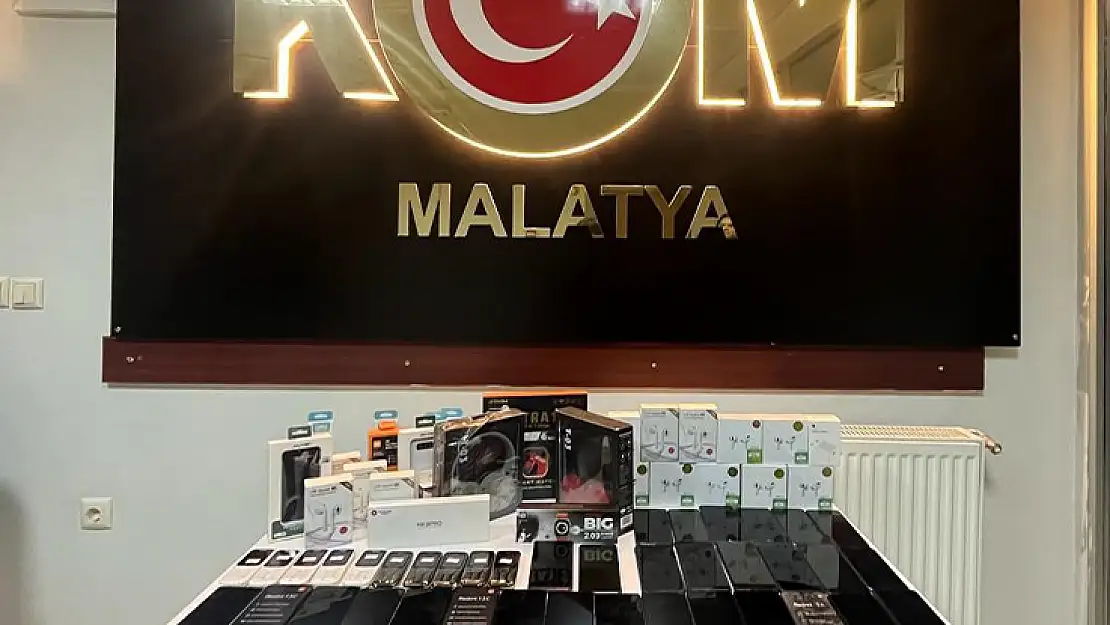 Malatya'da çok sayıda kaçak cep telefonu ele geçirildi