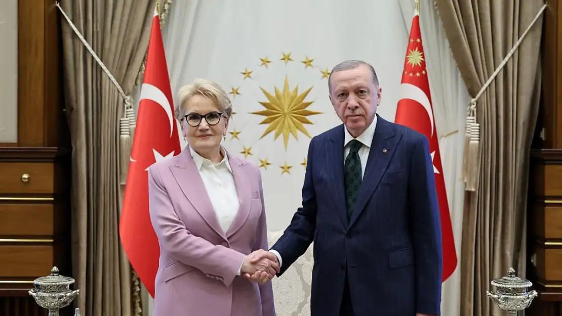 Meral Akşener, İYİ Parti İl ve İlçe Teşkilatlarından Fotoğrafının Kaldırılmasını İstedi!