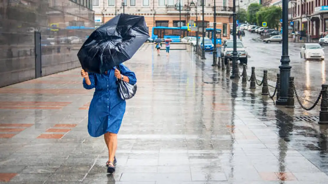 Meteoroloji'den Yarın İçin 5 İle Sağanak Uyarısı