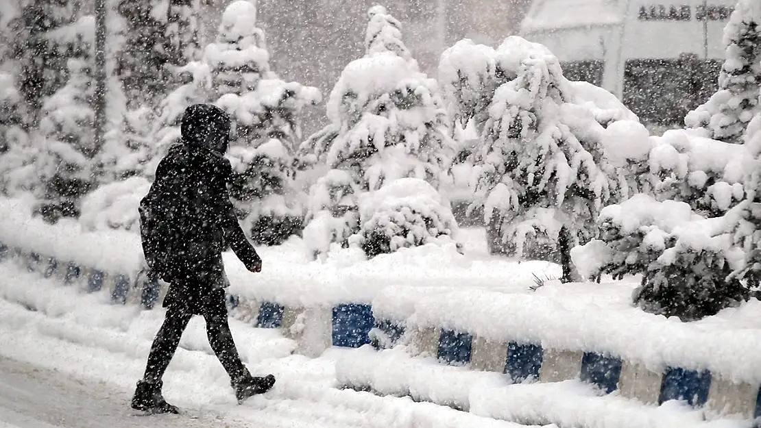 Meteoroloji uyardı: 8 kente yoğun kar geliyor!