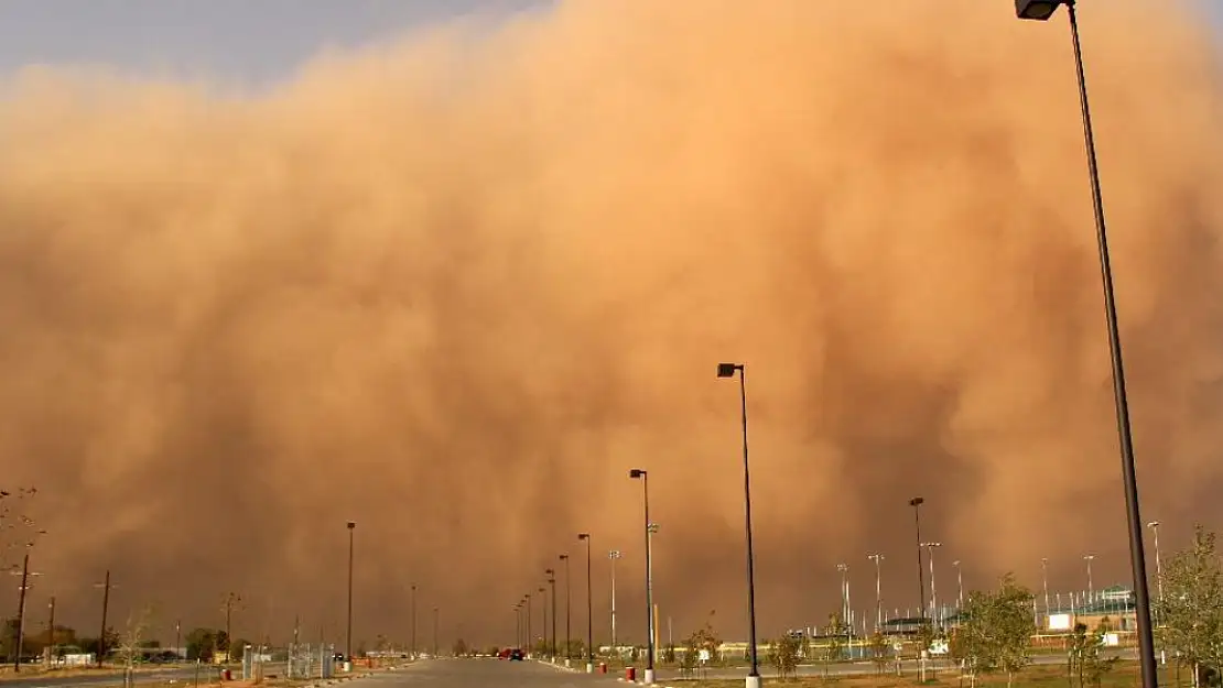 Meteorolojiden O Bölgelere Toz Taşınımı Uyarısı