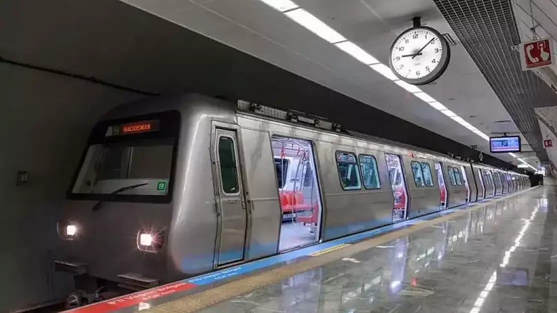 Metro İstanbul'dan yılbaşı düzenlemesi