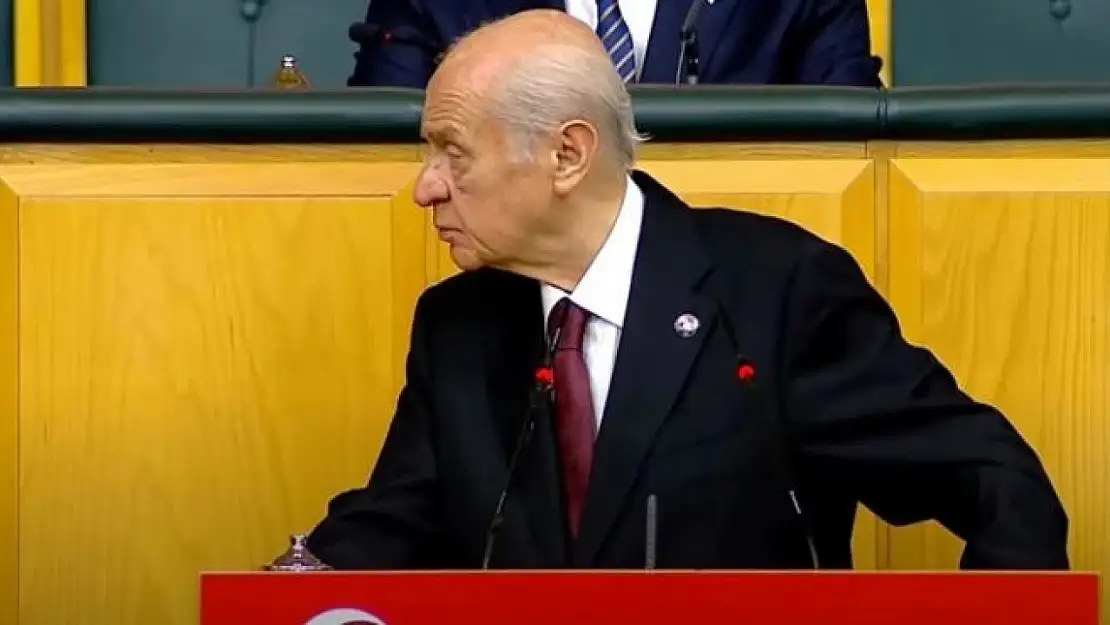 MHP Lideri Bahçeli'nin Promterle İmtihanı!