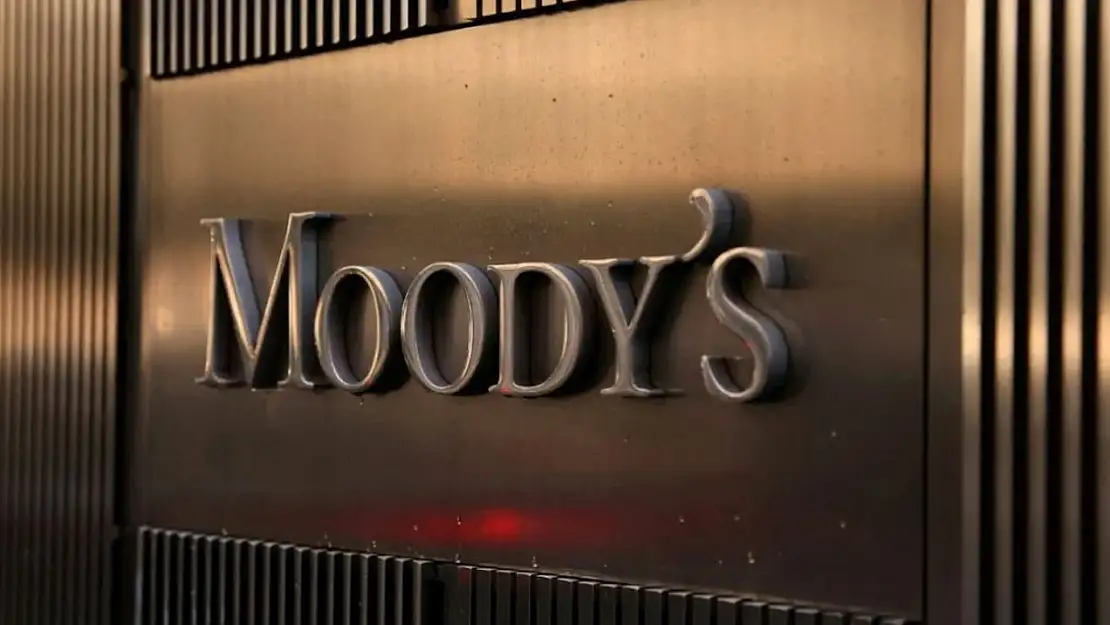 Moody's 17 Türk bankasının görünümünü pozitife çevirdi